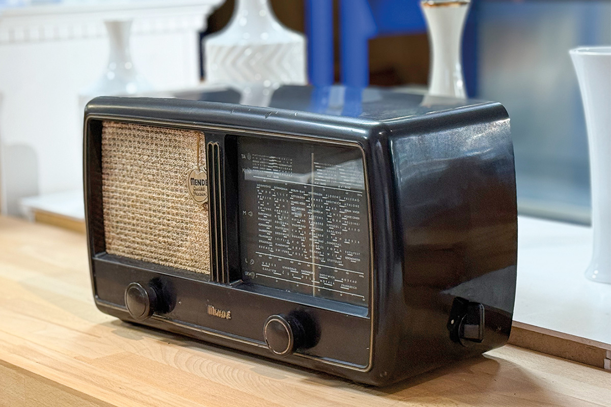 G8-Laden-AK-innen-Radio_2025
